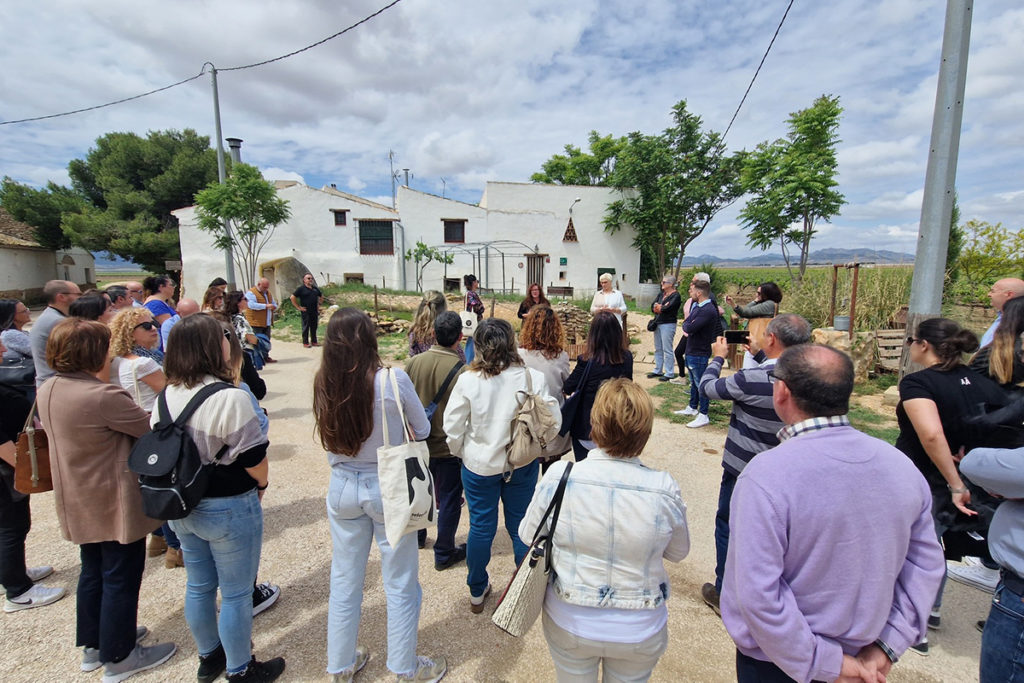 Valencia Ruta del Vino, junto a Enoturismo CV, realiza un viaje de formación en Yecla